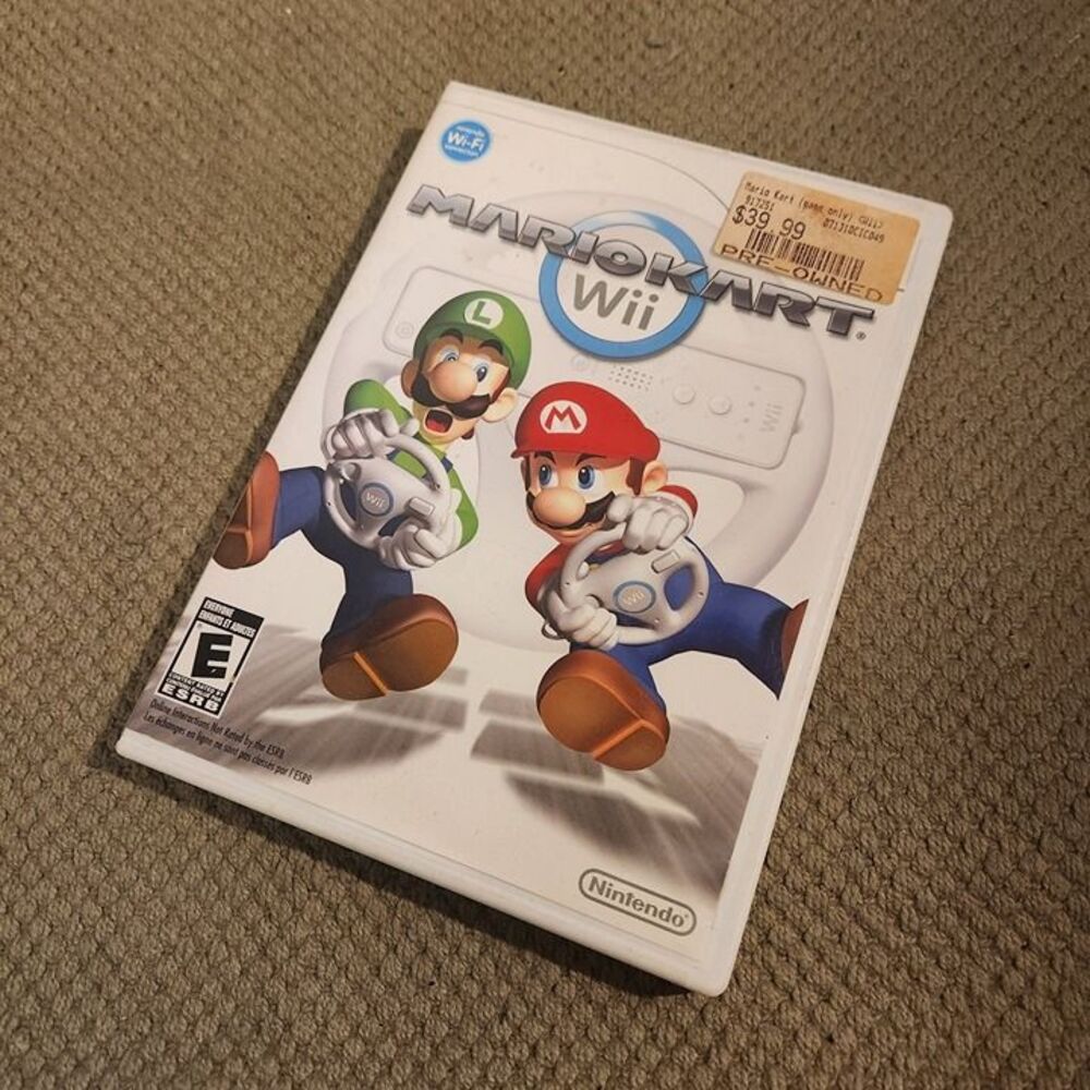 Mario Kart Wii Nintendo 2008 in Box No Manual Tested Video Game